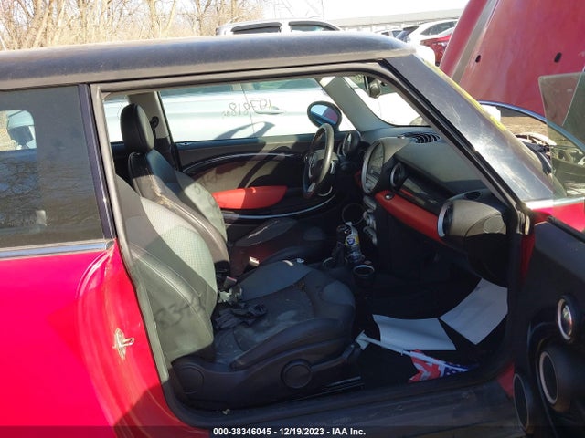 2008 MINI COOPER S WMWMF73598TV36873 Photo 4