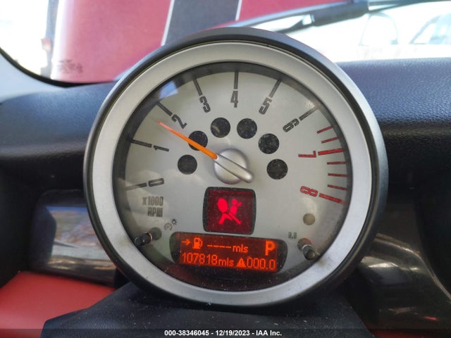 2008 MINI COOPER S WMWMF73598TV36873 Photo 6