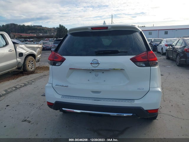 Nissan ROGUE S 2018 5N1AT2MV7JC831231 Image 16