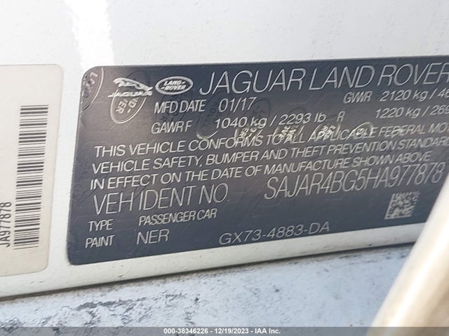 2017 JAGUAR XE SAJAR4BG5HA977878 Photo 8