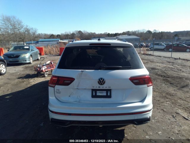 3VVCB7AX4NM159153 Volkswagen Tiguan 2.0t Se R-line Black