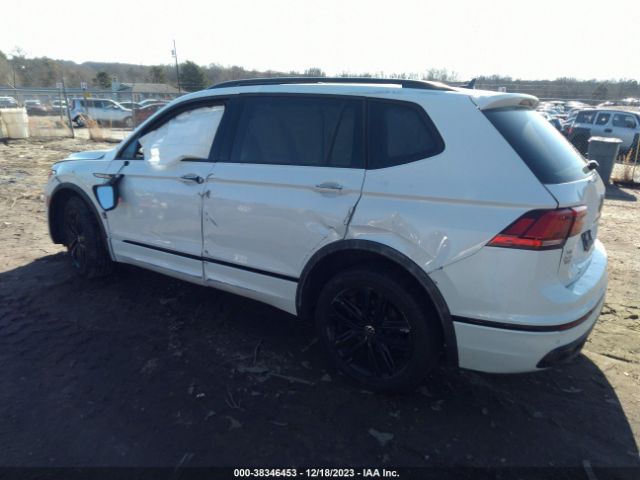 3VVCB7AX4NM159153 Volkswagen Tiguan 2.0t Se R-line Black