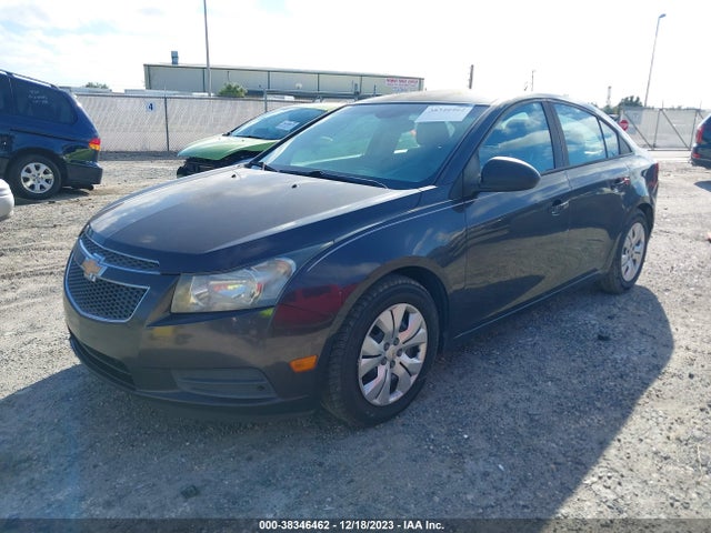 Chevrolet Cruze Ls Manual 2014 1G1PB5SH2E7300722 Image 2