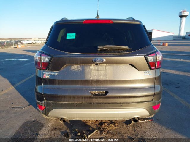 1FMCU9HD6JUC59675 Ford ESCAPE SEL