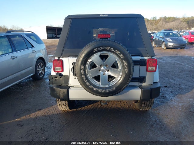 2008 JEEP WRANGLER UNLIMITED SAHARA VIN: 1J4GA59188L641485