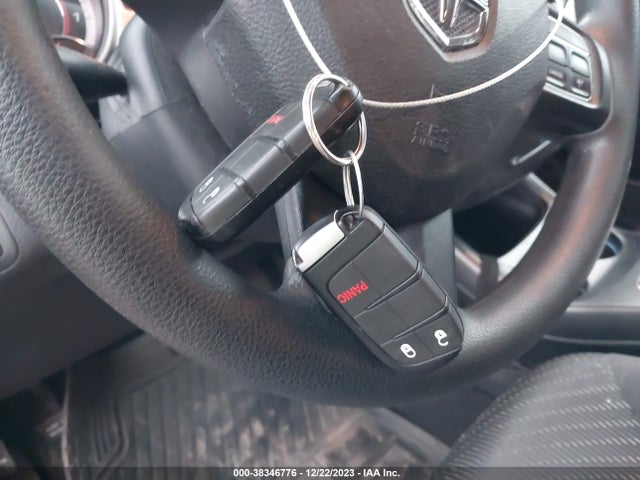 2013 DODGE JOURNEY SXT VIN: 3C4PDCBG2DT592119