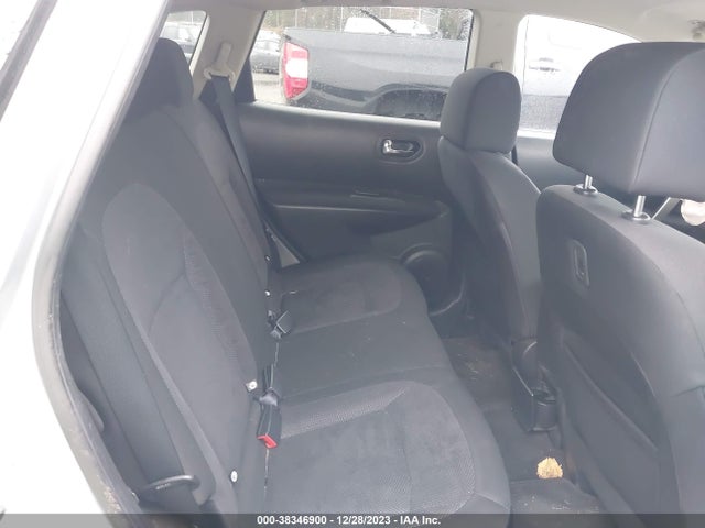 2015 NISSAN ROGUE SELECT S VIN: JN8AS5MV1FW750177