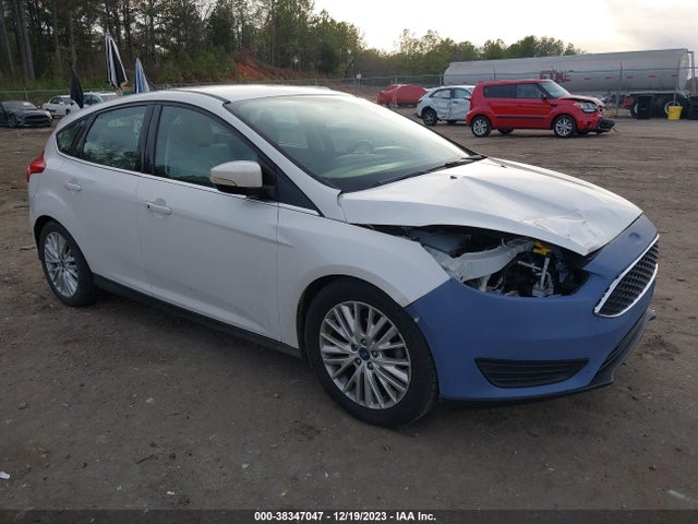 2016 FORD FOCUS TITANIUM VIN: 1FADP3N20GL312200