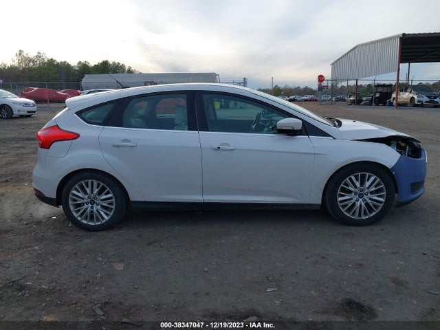 2016 FORD FOCUS TITANIUM VIN: 1FADP3N20GL312200