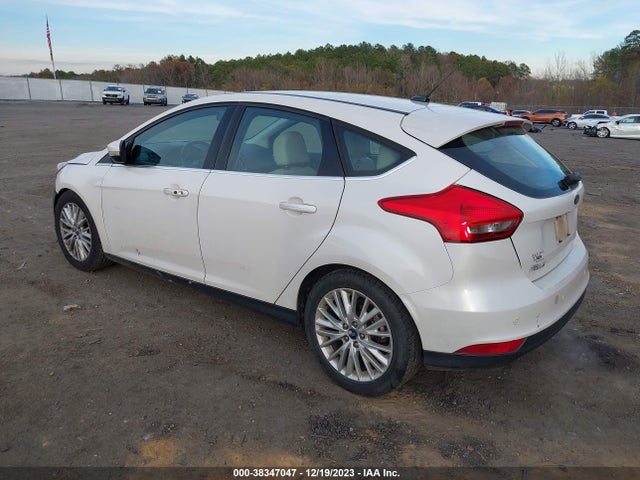 2016 FORD FOCUS TITANIUM VIN: 1FADP3N20GL312200