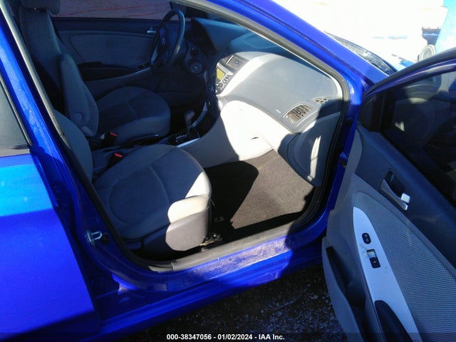 2013 HYUNDAI ACCENT GLS VIN: KMHCT4AE5DU561116