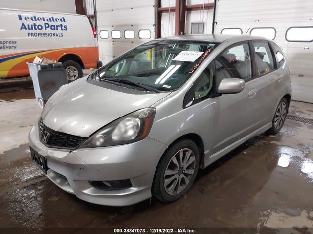 2013 HONDA FIT SPORT VIN: JHMGE8H56DC016298