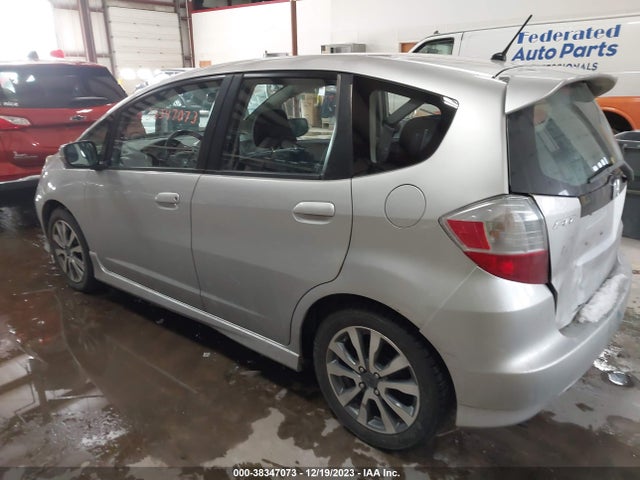 2013 HONDA FIT SPORT VIN: JHMGE8H56DC016298