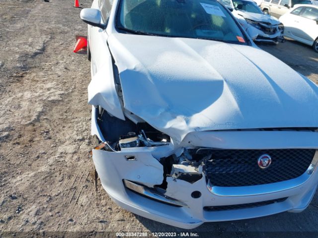 2017 JAGUAR XJ SAJWJ1CD6H8W12472 Photo 5