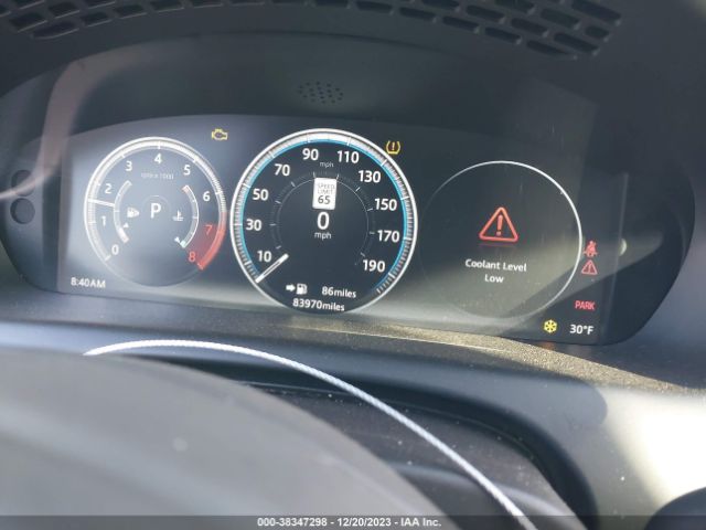 2017 JAGUAR XJ SAJWJ1CD6H8W12472 Photo 6