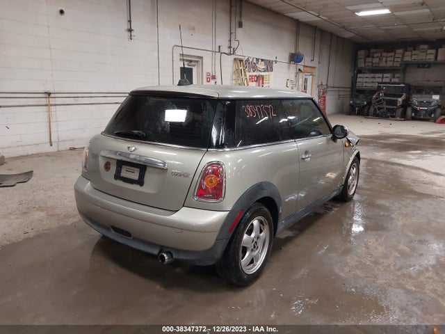 2007 MINI COOPER WMWMF33597TT50998 Photo 3