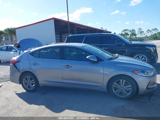 2017 HYUNDAI ELANTRA SE VIN: 5NPD84LF7HH159470