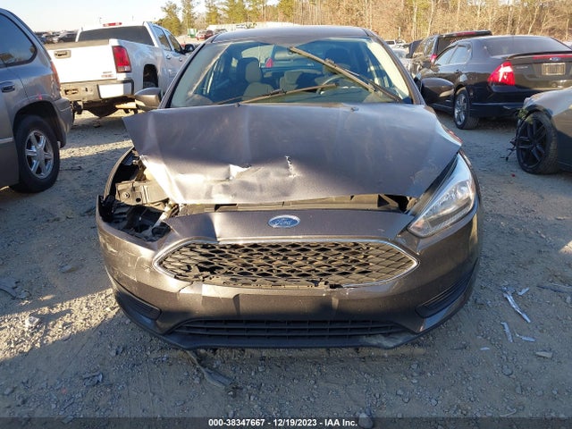 Ford FOCUS SE 2017 1FADP3F22HL243736 Image 6