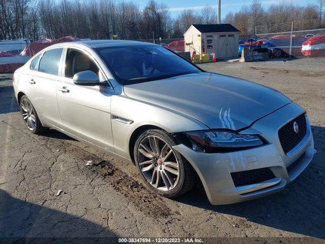 2016 JAGUAR XF SAJBK4BV2GCY16074 Photo 0