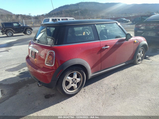 2008 MINI COOPER WMWMF33558TT63068 Photo 3