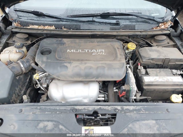 1C3CCCBBXFN752406 Chrysler 200 S