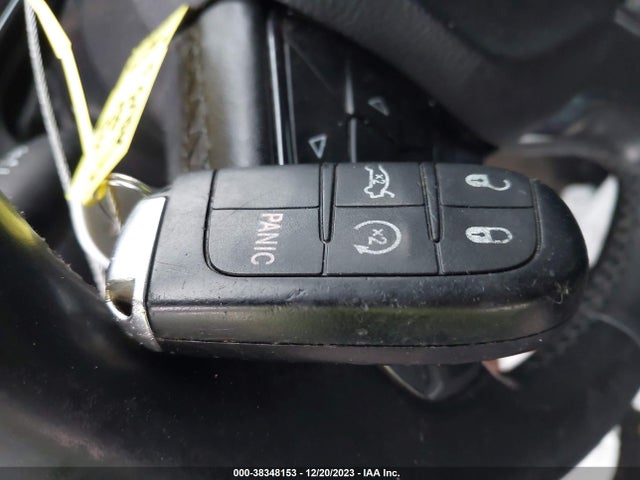 1C3CCCBBXFN752406 Chrysler 200 S