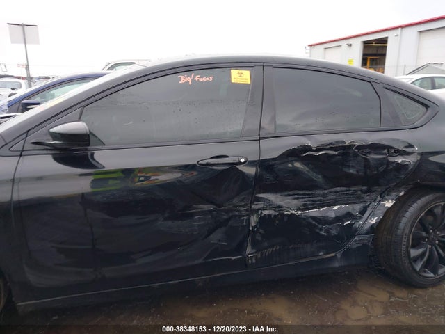 1C3CCCBBXFN752406 Chrysler 200 S