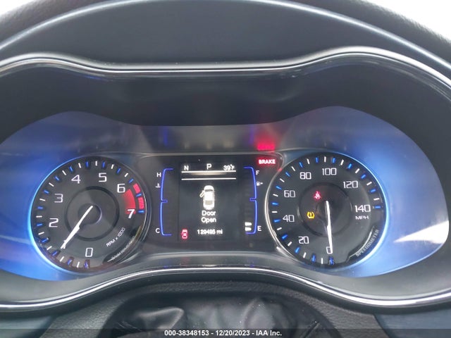 1C3CCCBBXFN752406 Chrysler 200 S