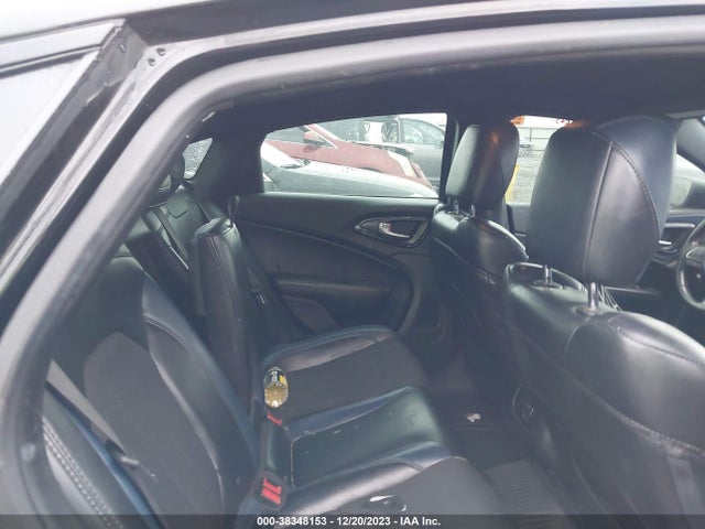 1C3CCCBBXFN752406 Chrysler 200 S