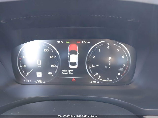 7JRA22TK8KG018300 Volvo S60 T6 Momentum