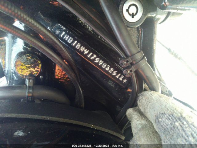 2005 HARLEY-DAVIDSON FLSTF 1HD1BMY175Y032518 Photo 9