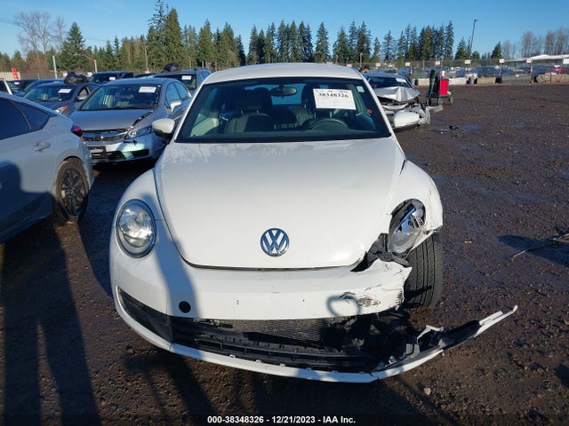 3VWJ17AT9EM637568 Volkswagen Beetle 1.8t