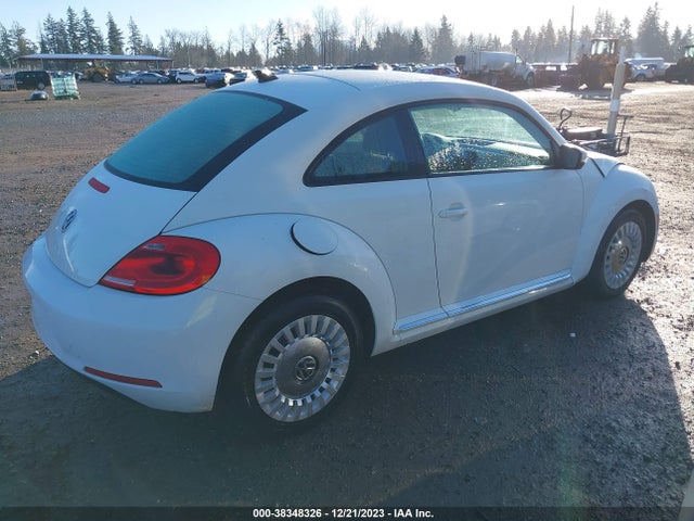 3VWJ17AT9EM637568 Volkswagen Beetle 1.8t