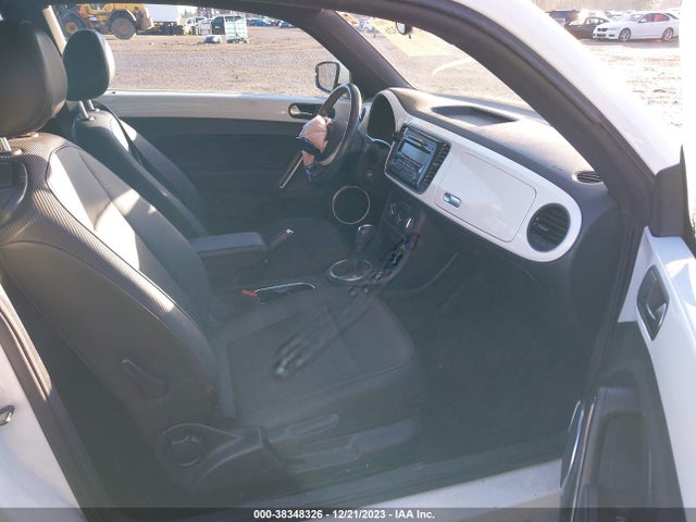 3VWJ17AT9EM637568 Volkswagen Beetle 1.8t