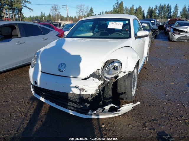 3VWJ17AT9EM637568 Volkswagen Beetle 1.8t