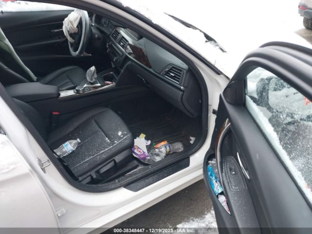 WBA3C3G58FNT51612 BMW 320i Xdrive