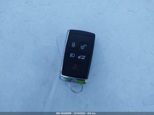 2018 JAGUAR E-PACE SADFM2GX5J1Z10045 Photo 10