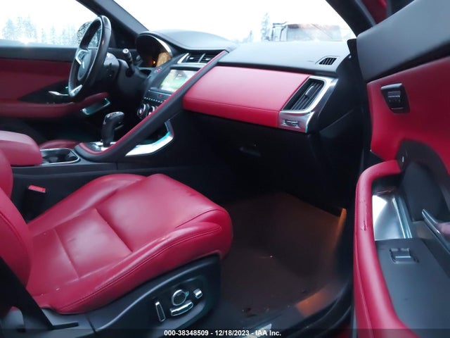 2018 JAGUAR E-PACE SADFM2GX5J1Z10045 Photo 4