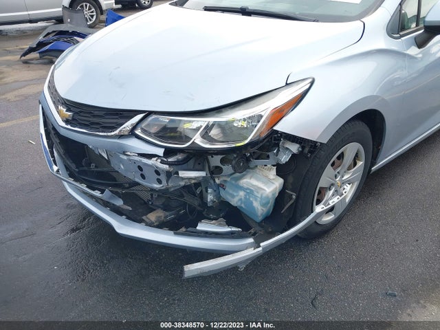 Chevrolet Cruze Ls Auto 2017 1G1BC5SM6H7213866 Image 6