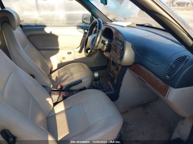 1998 SAAB 900 YS3DD75B0W7000548 Photo 4
