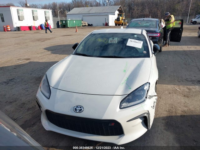 Toyota GR86 2022 JF1ZNBC17N8758151 Image 12