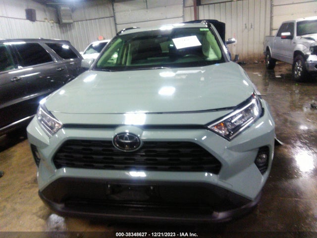 2019 TOYOTA RAV4 XLE PREMIUM VIN: JTMA1RFV2KD030072