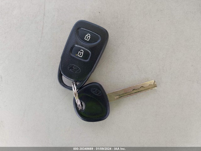2015 HYUNDAI ACCENT GLS VIN: KMHCT4AE7FU822006