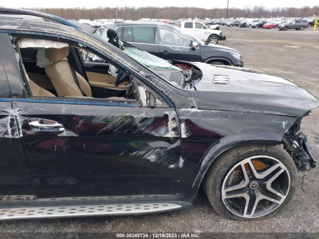 4JGDF7DE8JB120760 Mercedes-Benz Gls 550 4matic