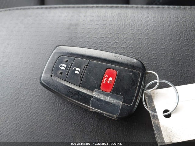 Toyota Prius Le 2020 JTDKARFU2L3116985 Image 11