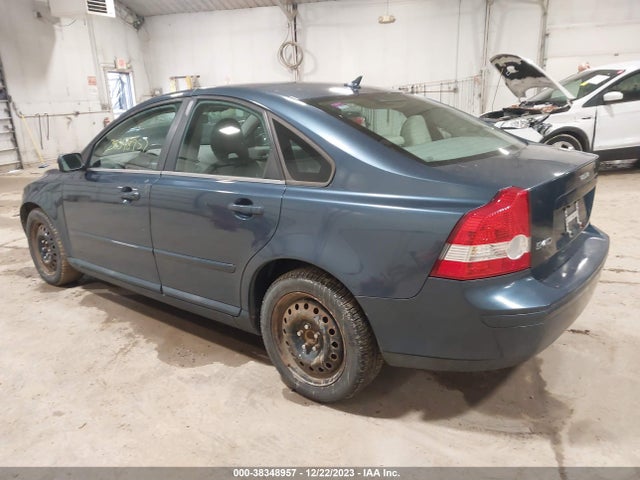 2005 VOLVO S40 2.4I VIN: YV1MS382852066238