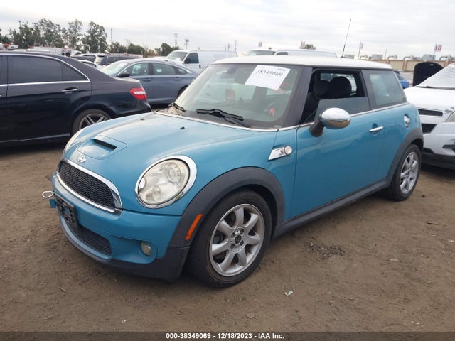 2008 MINI COOPER S WMWMF73598TV33942 Photo 1