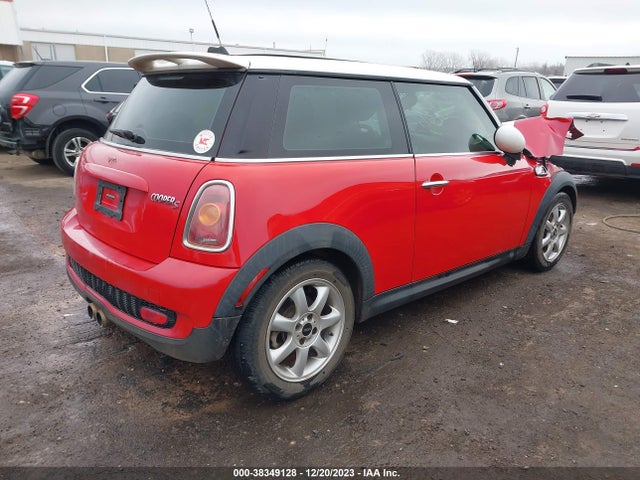 2009 MINI COOPER S WMWMF73559TW84181 Photo 3