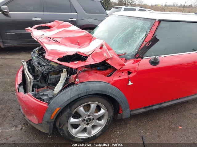 2009 MINI COOPER S WMWMF73559TW84181 Photo 5
