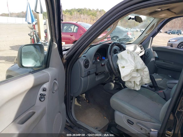 2006 JEEP LIBERTY RENEGADE VIN: 1J4GL38K96W218984